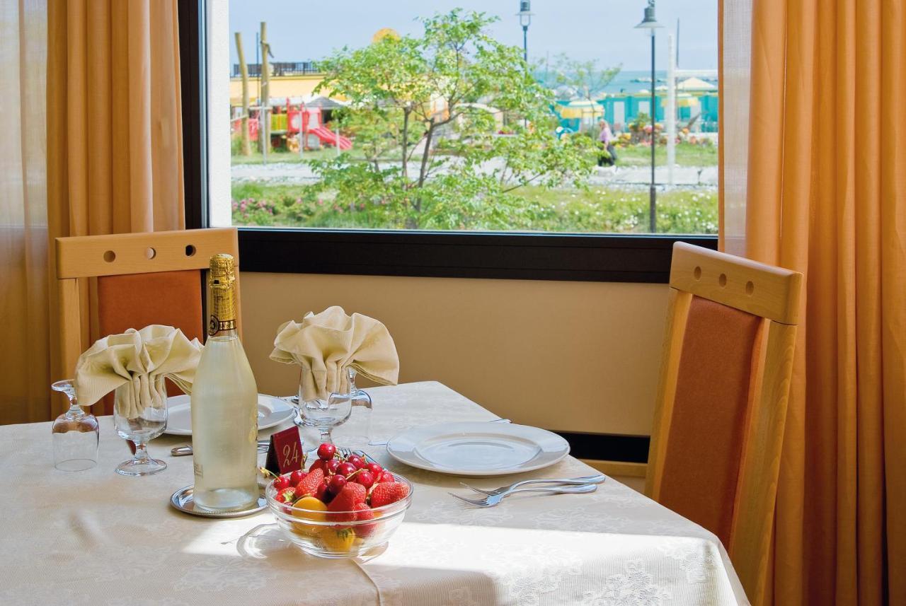 Little Hotel Cesenatico Exterior foto