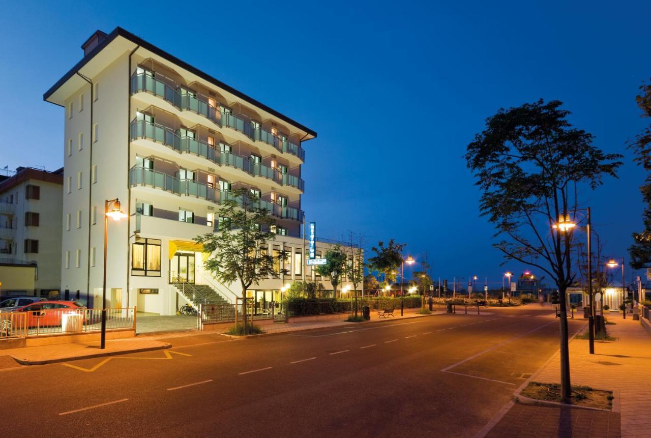 Little Hotel Cesenatico Exterior foto